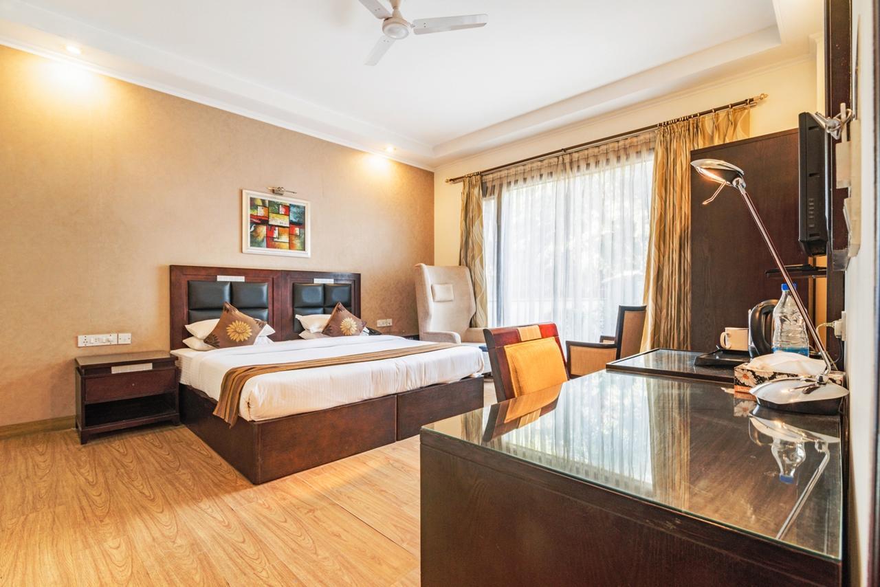 Royal Residence Mg Road グルガウン エクステリア 写真