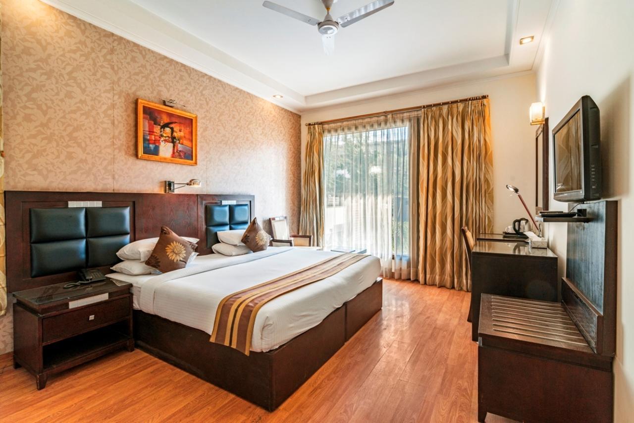 Royal Residence Mg Road グルガウン エクステリア 写真