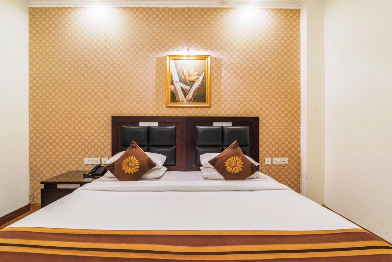 Royal Residence Mg Road グルガウン エクステリア 写真